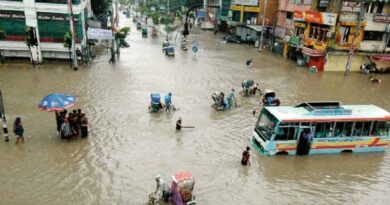 BANGLADÉS REGISTRA MÁS DE 50 MUERTOS POR INTENSAS LLUVIAS