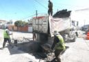 EN LA COLONIA SAN PEDRO AVANZA EL TRABAJO DE BACHEO