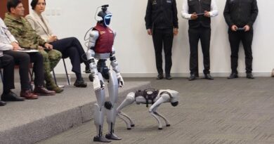 ROBOTS CON IA PARA C5 DE EDOMEX SE PRESENTAN EN MAÑANERA