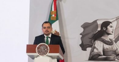 COMIENZA DISTRIBUCIÓN DE 16.7 MIL MDP DESTINADOS A ÚTILES ESCOLARES