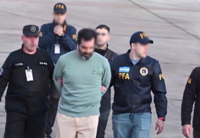 CONTRALMIRANTE FARÍAS LLEGA A MÉXICO