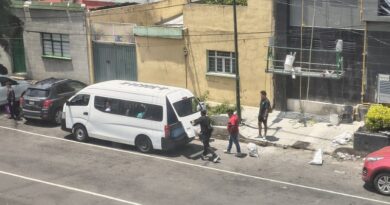 DOS BASES IRREGULARES OCUPAN CALLES DE LA CDMX