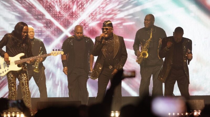 EARTH, WIND & FIRE CANCELA CONCIERTO POR EMERGENCIA MÉDICA