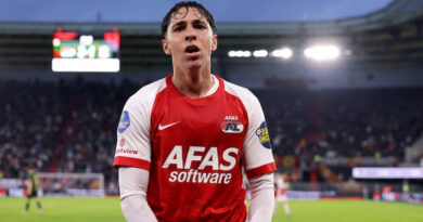 MATEO CHÁVEZ BRILLA CON GOL Y ASISTENCIA EN GOLEADA DEL AZ ALKMAAR