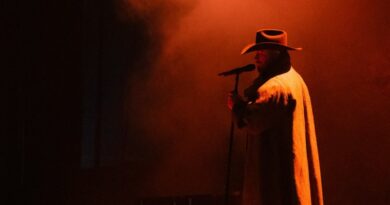 SAM SMITH CAUTIVA GUADALAJARA CON BALADAS Y RITMO DE BAILE