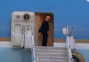TRUMP DEJÓ ‘SEÑUELOS’ EN SU CAMBIO DE AVIÓN, SEGÚN CRÍTICAS