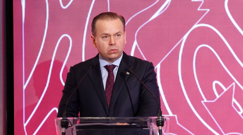 COLOCAN MIL MILLONES EN CRÉDITOS