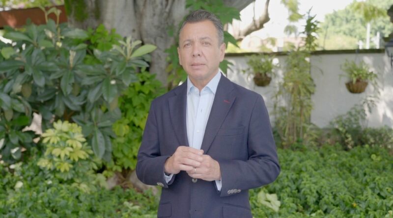 LEMUS RECONOCE ABUSO Y LIBERA DETENIDOS