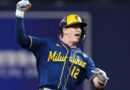 MILWAUKEE A UN JUEGO DE LA GLORIA