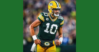PACKERS DESPIERTAN DE LA MANO DE LOVE PARA VENCER A PANTHERS