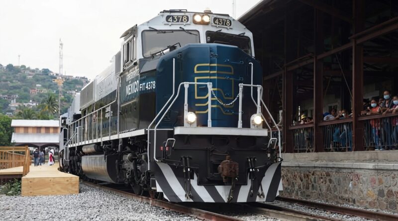 PREVÉN REABRIR TREN INTEROCEÁNICO EN 2027