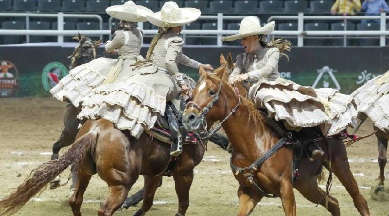 SAN CARLOS «LA ESTANCIA» GOLPEA Y ACARICIA LA FINAL